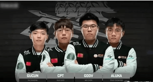 未来路在脚 未来路在脚