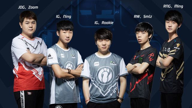 年加盟曼城 年加盟曼城